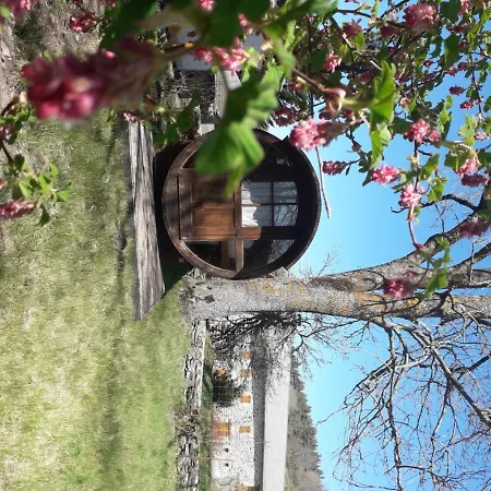 Glamping La Rose De Mortessagne Troll Et Tonn Home Vaunac (Haute-Loire)