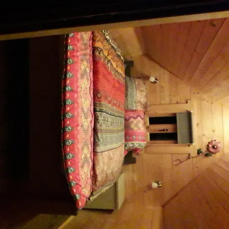 La Rose De Mortessagne Troll Et Tonn Home Glamping *